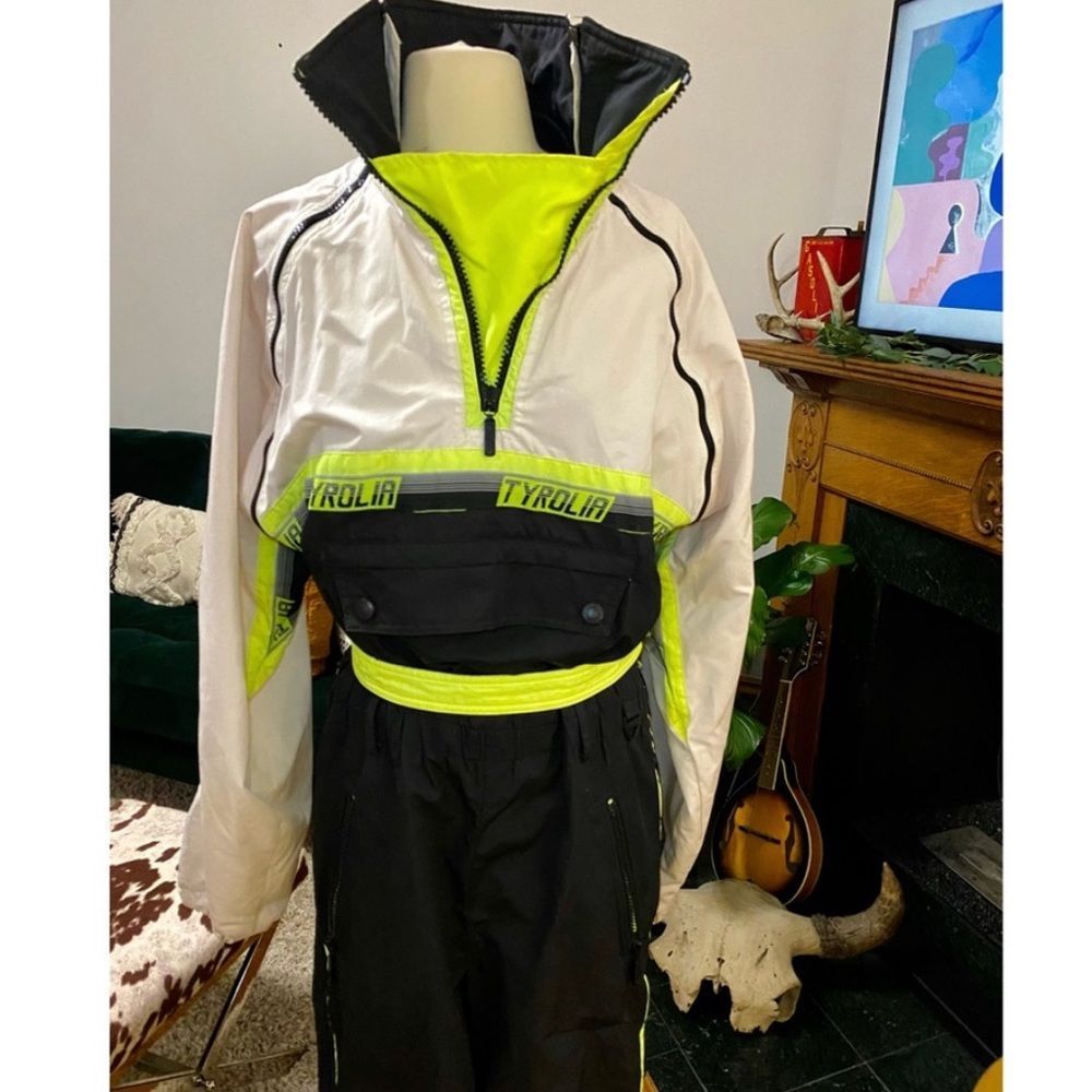Insanely Rad Vintage 80s 90s Tyrolia Neon Ski Snowboard Winter Sports Suit - Picture 2 of 16